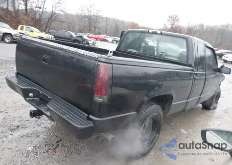 1997 Chevrolet K1500 Fleetside z USA, uszkodzony, nr VIN 2GCEK19R3V1148422